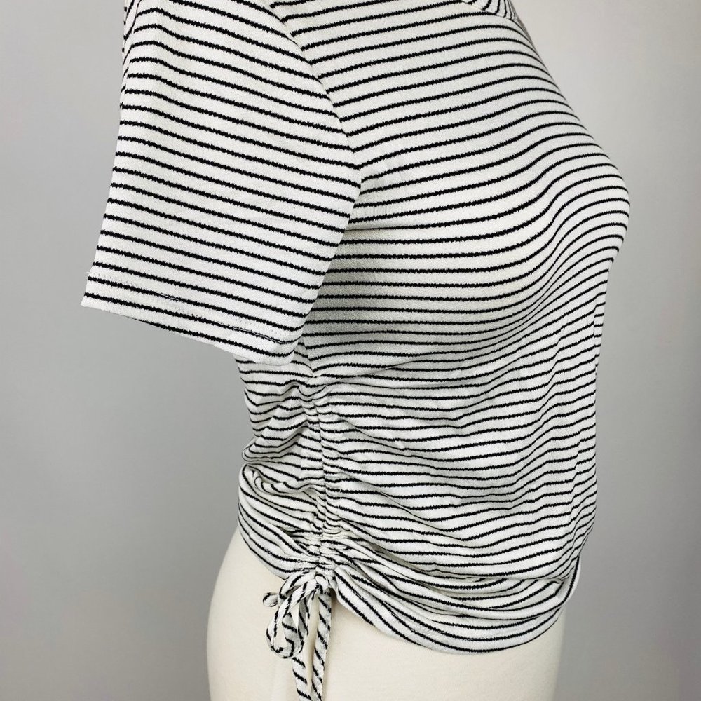 Stripped Ruched Side Top - Picture 2 of 3